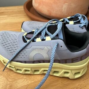 ON Cloud Monster Women’s 7.5 (Nimbus/Hay)